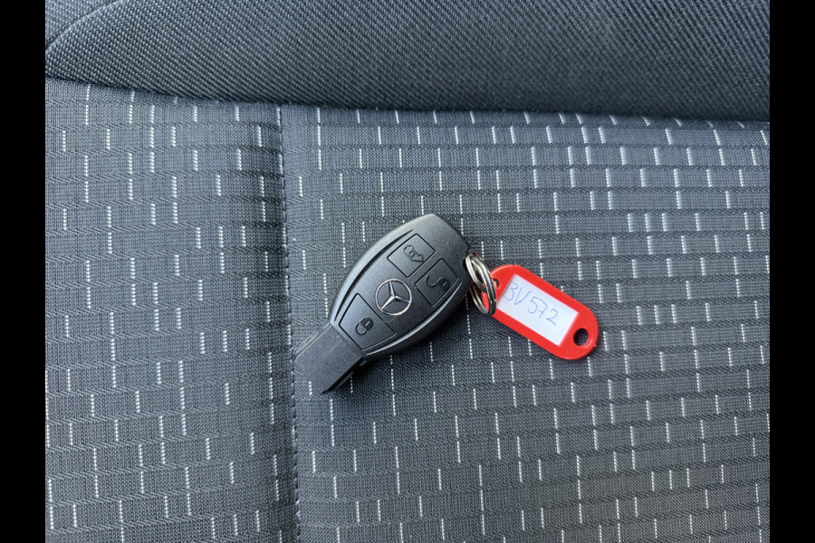 Mercedes-Benz Vito 114 1.9 CDI Automaat L3H1 Climate Control Adaptieve Cruise Control Trekhaak Carplay Camera Stoelverwarming