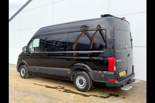 Volkswagen Crafter 2.0 TDI 140PK Automaat L3H3 Airco Cruise Control Elektrische Schuifdeur Trekhaak Camera Carplay Parkeersensoren voor achter