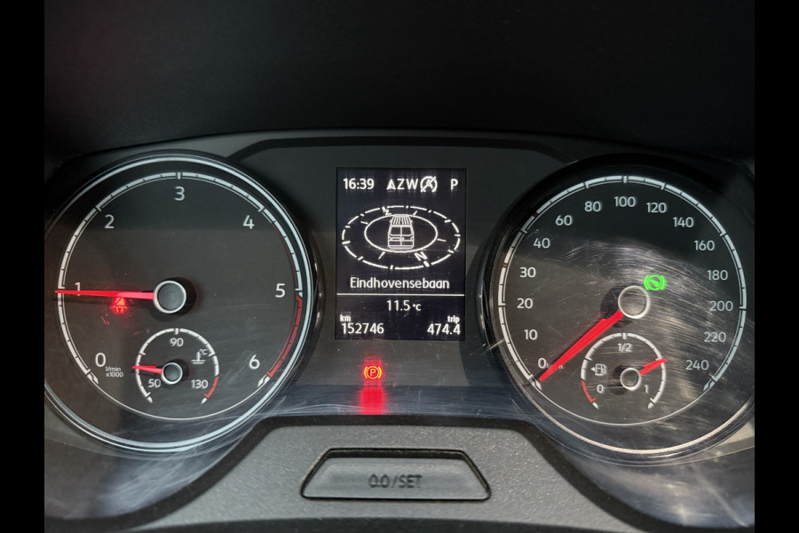 Volkswagen Transporter 2.0 TDI 150PK Automaat L2H1 Airco Cruise Control Trekhaak Carplay Navigatie 3 Stoelen Parkeersensoren