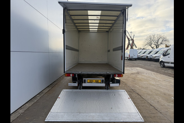 Peugeot Boxer 2.2 HDI 165PK Laadklep LED Cruise Control Climate Control Carplay Camera Standkachel Koffer Bakwagen Meubelbak