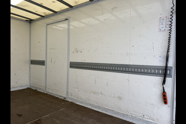 Peugeot Boxer 2.2 HDI 165PK Laadklep LED Cruise Control Climate Control Carplay Camera Standkachel Koffer Bakwagen Meubelbak