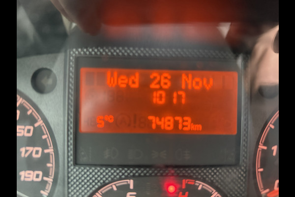 Peugeot Boxer 2.2 HDI 165PK Laadklep LED Cruise Control Climate Control Carplay Camera Standkachel Koffer Bakwagen Meubelbak