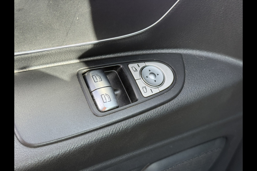 Mercedes-Benz Vito 114 2.1 CDI Automaat L2H1 Dubbele Schuifdeur Climate Control Cruise Control Stoelverwarming