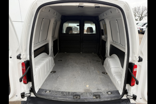 Volkswagen E-Caddy 113PK L2H1 Elektrisch Caddy ABT Maxi 37,3kWh 159km WLTP Trekhaak Airco Stoelverwarming Parkeersensoren Achter