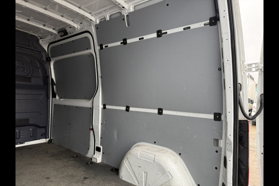 Mercedes-Benz eSprinter 312 ALL-IN PRIJS 93.2% (SOH) L2H2 55kWh 168km WLTP 80kw Snelladen Climate Control Camera Stoelverwarming Laadkabel