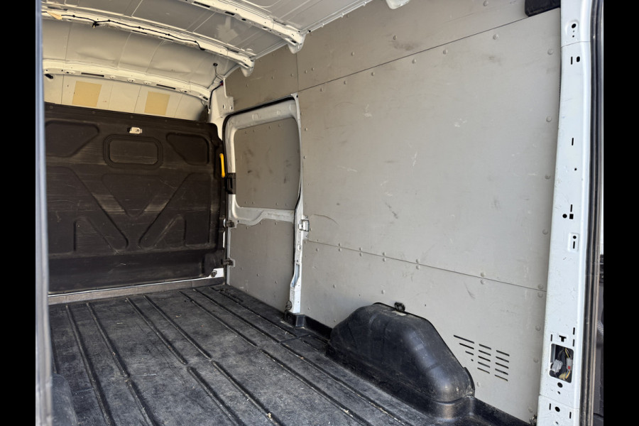 Ford Transit 350 2.0 TDCI 170PK L3H3 Airco Cruise Control Parkeersensoren voor achter