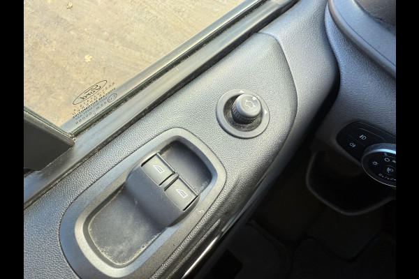 Ford Transit Custom 340 1.0 PHEV 120PK PHEV Benzine Automaat L1H1 LED Airco Cruise Control Navigatie Parkeersensoren voor achter