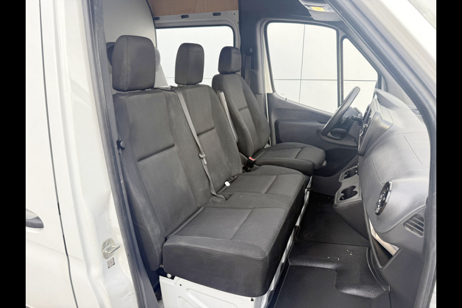 Mercedes-Benz Sprinter 314 2.2 CDI Automaat L2H2 LED Dubbele Cabine Cruise Control Climate Control Carplay Camera Trekhaak 7 Stoelen