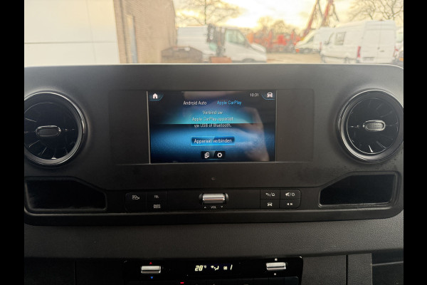 Mercedes-Benz Sprinter 314 2.2 CDI Automaat L2H2 LED Dubbele Cabine Cruise Control Climate Control Carplay Camera Trekhaak 7 Stoelen