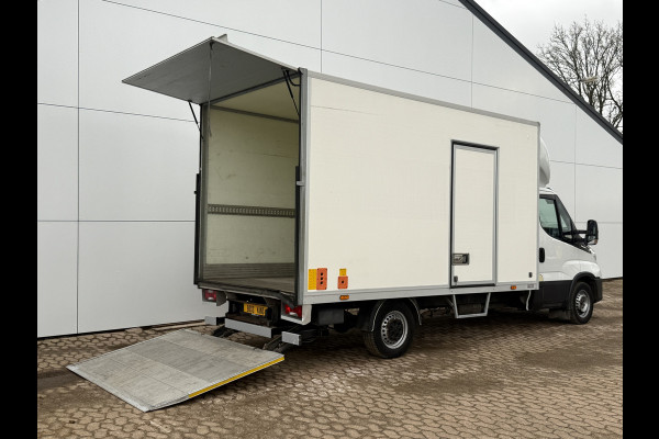 Iveco Daily 35S18 3.0 Automaat Laadklep LED Climate Bakwagen Meubelbak Koffer Control Adaptieve Cruise Control Standkachel Camera Navigatie