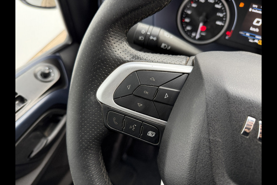 Iveco Daily 35S18 3.0 Automaat Laadklep LED Climate Bakwagen Meubelbak Koffer Control Adaptieve Cruise Control Standkachel Camera Navigatie