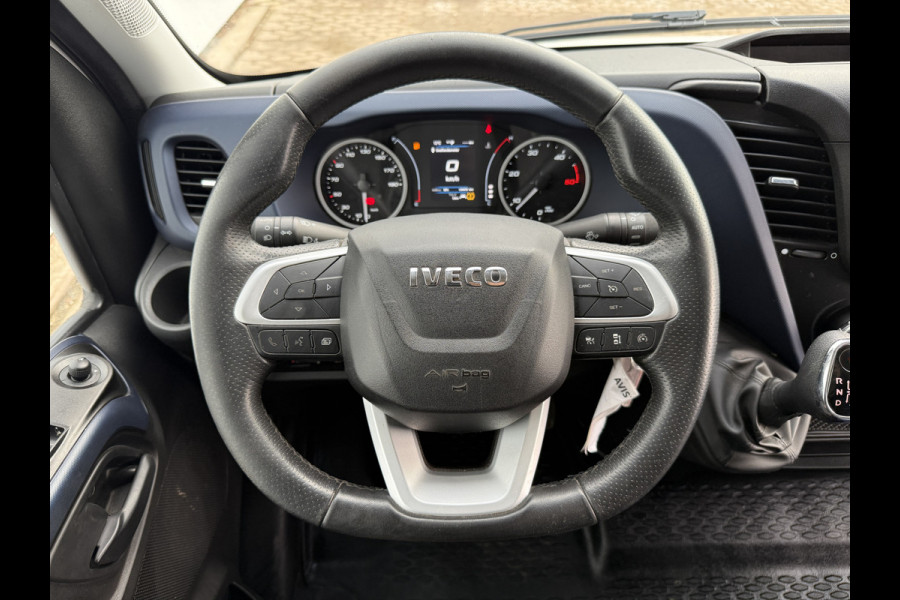 Iveco Daily 35S18 3.0 Automaat Laadklep LED Climate Bakwagen Meubelbak Koffer Control Adaptieve Cruise Control Standkachel Camera Navigatie