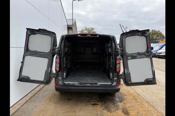 Ford Transit Custom 320 2.0 TDCI 136PK L1H1 LED Adaptieve Cruise Control Camera Carplay Parkeersensoren voor achter Fabr Garantie 07-28