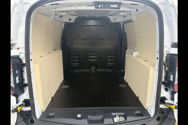 Ford Transit Courier 1.0 EcoBoost 100PK **Benzine** Climate Control Cruise Lane assist Carplay Camera Stuur- en Stoelverwarming Parkeersensoren voor achter