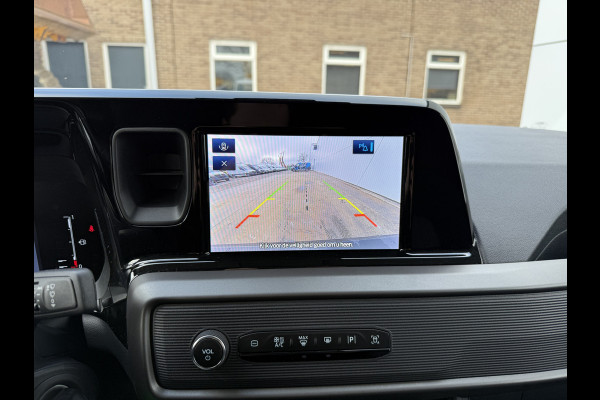 Ford Transit Courier 1.0 EcoBoost 100PK **Benzine** Climate Control Cruise Lane assist Carplay Camera Stuur- en Stoelverwarming Parkeersensoren voor achter