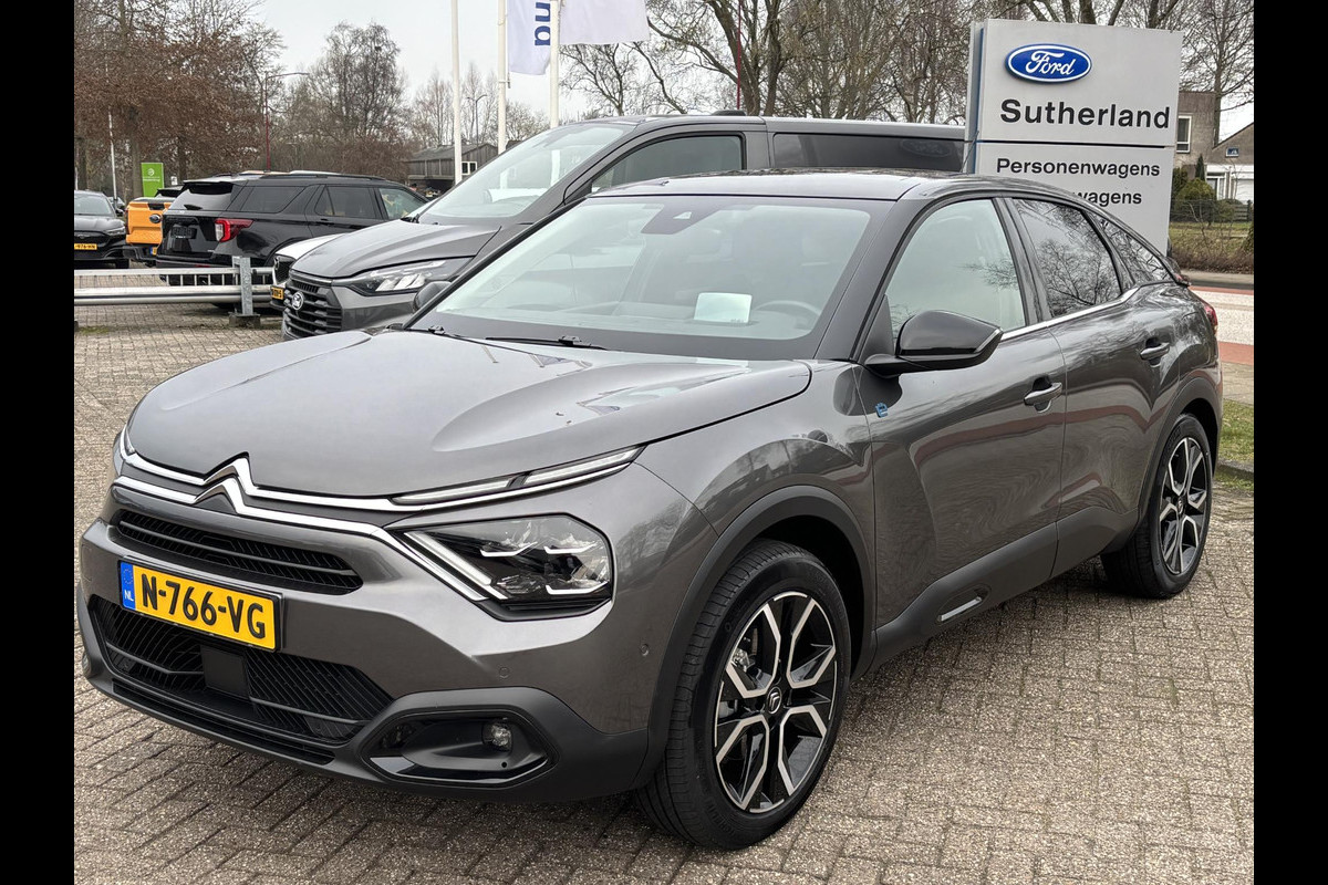 Citroën Ë-C4 Shine 50 kWh 136pk Adaptieve Cruise | Head up Display | Open dak | Navigatie | Climate control | Achteruitrijcamera
