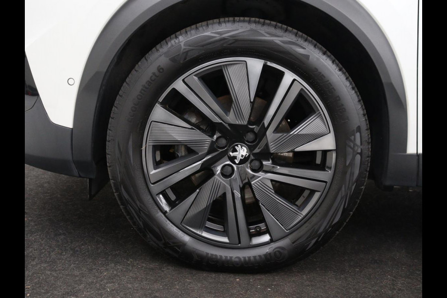 Peugeot e-2008 EV GT Pack 50 kWh | 3 Fase | Panoramadak | Stoelverwarming | Adaptive cruise | Leder | Carplay | Keyless | Camera | Full LED | Navigatie | Climate control | Dodehoek detectie