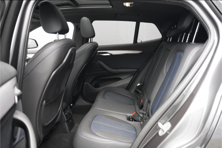 BMW X2 sDrive20i M-Sport Pano Keyless HUD