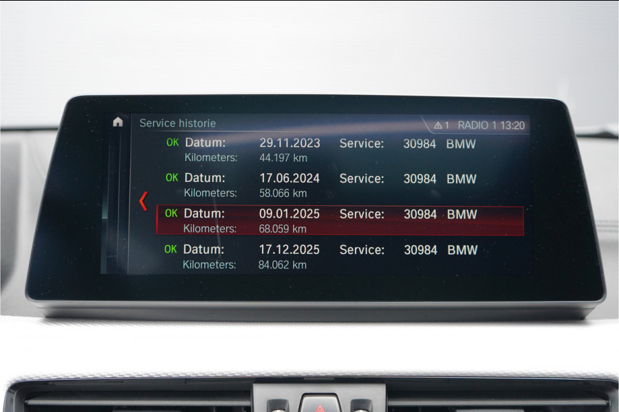 BMW X2 sDrive20i M-Sport Pano Keyless HUD