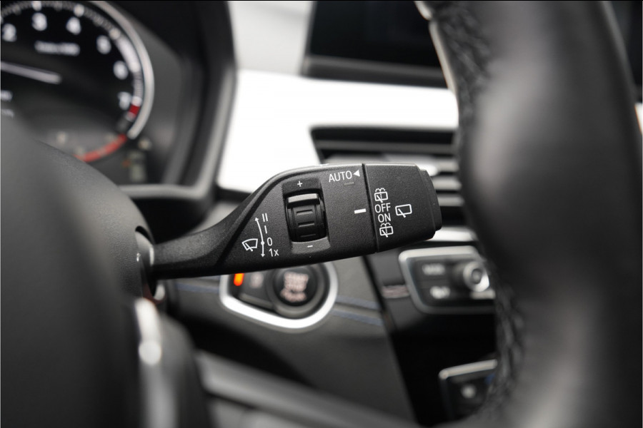 BMW X2 sDrive20i M-Sport Pano Keyless HUD