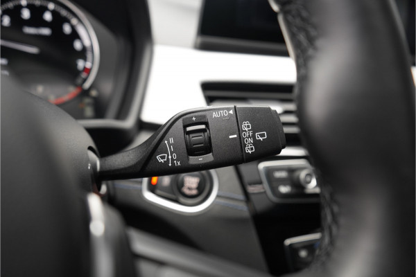 BMW X2 sDrive20i M-Sport Pano Keyless HUD