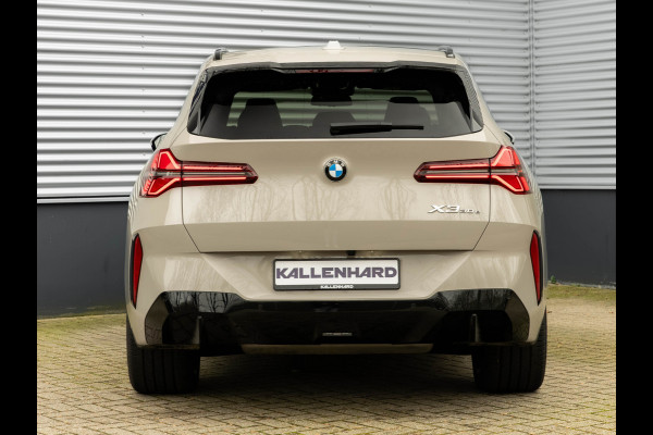 BMW X3 30e xDrive - M-Sport Pro - Pano - Trekhaak - Head-up - Stuurwiel Verwarmd