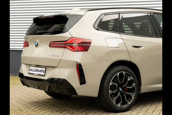 BMW X3 30e xDrive - M-Sport Pro - Pano - Trekhaak - Head-up - Stuurwiel Verwarmd