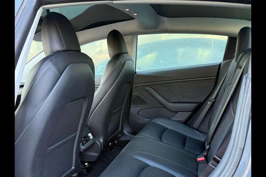 Tesla Model 3 Long Range AWD 75 kWh 92% SOH 19INCH Trekhaak Dual Motor