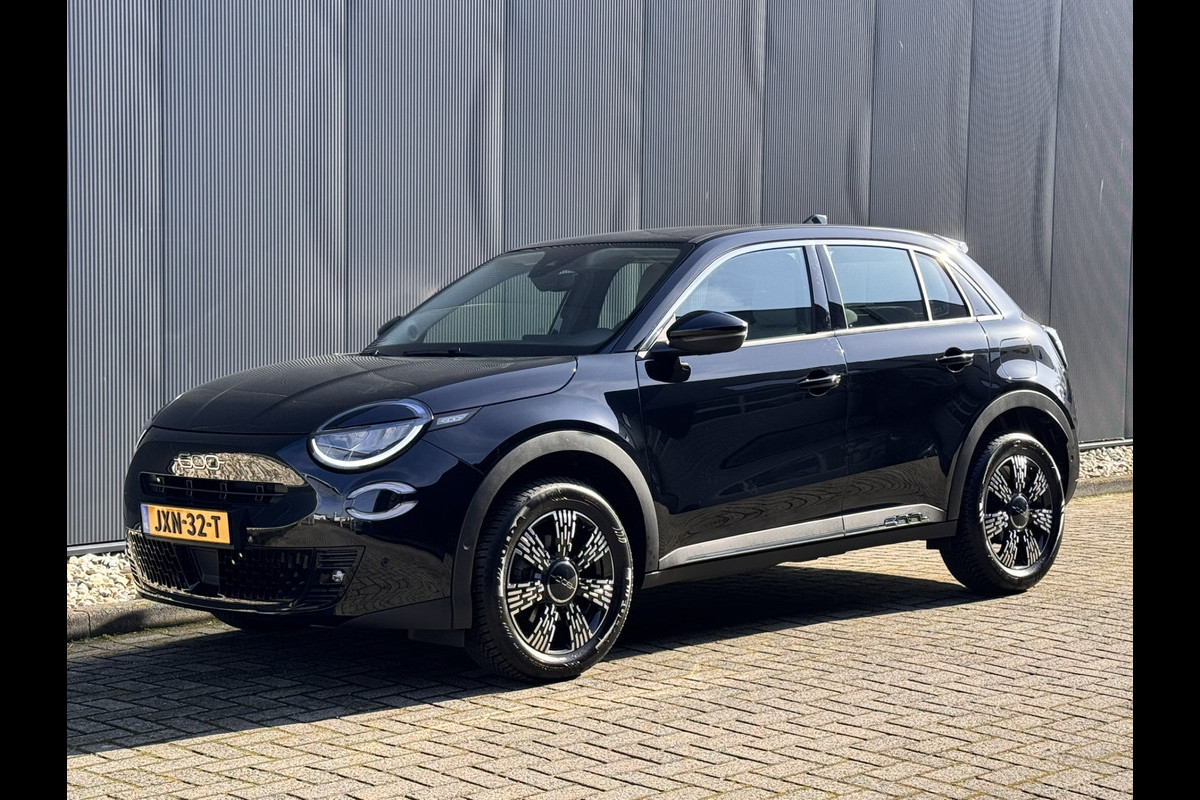 Fiat 600 1.2 Hybrid Urban Automaat | Pack Winter | Pack Comfort | Pack Style