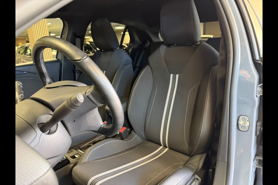 Opel Corsa 1.2 TURBO GS 360 CAMERA PDC VOOR EN ACHTER NAVI STOELVERWARMING STUURVERWARMING DODEHOEKBEWAKING LANE ASSIST