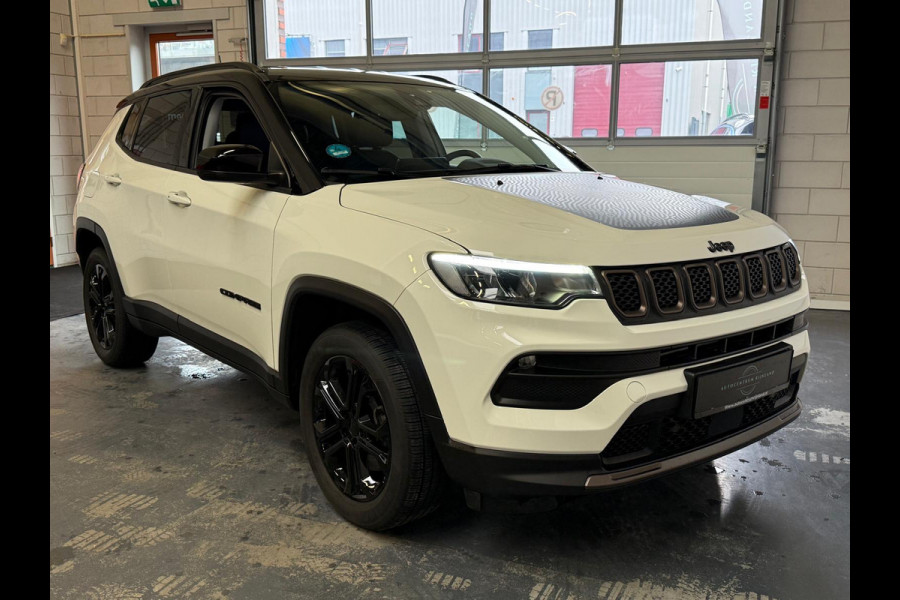 Jeep Compass 4xe 240 Plug-in Hybrid Electric Upland 1Jaar Bovag Garantie