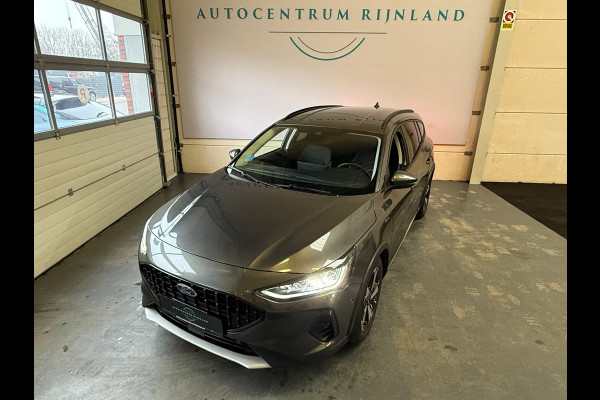 Ford FOCUS Wagon Active 155PK 1.0 EcoBoost Hybrid Winter Pack 1 Jaar Bovag Garantie