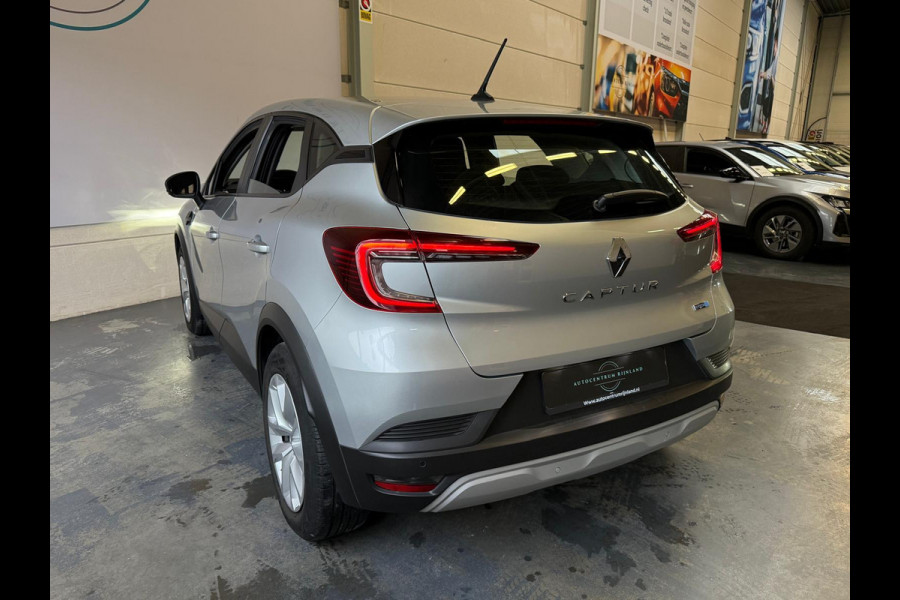 Renault Captur 1.6 E-Tech Hybrid 145 Intens Automaat 1 Jaar Bovag garantie