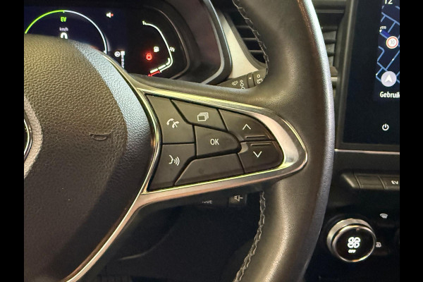 Renault Captur 1.6 E-Tech Hybrid 145 Intens Automaat 1 Jaar Bovag garantie