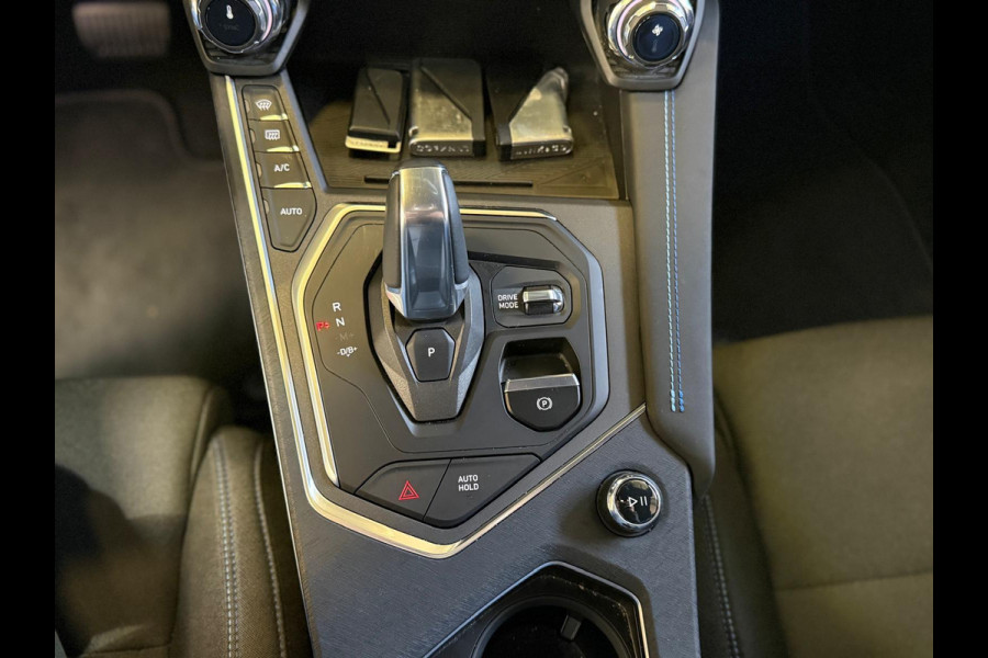 Lynk & Co 01 1.5 Nieuw Plug in Face Lift Model 1 Jaar Bovag Garantie