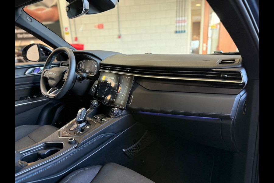 Lynk & Co 01 1.5 Nieuw Plug in Face Lift Model 1 Jaar Bovag Garantie