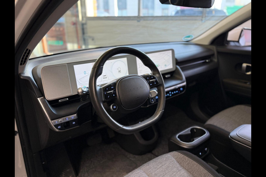 Hyundai IONIQ 5 Connect 58 kWh Stoel / Stuurverwarming 1 Jaar Bovag Garantie