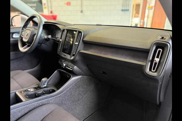 Volvo XC40 1.5 T2 Momentum Automaat, camera, carplay