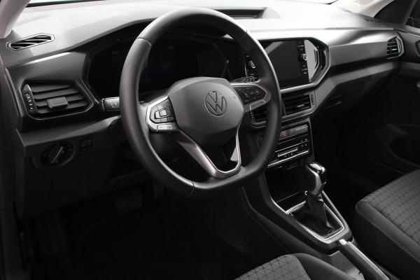 Volkswagen T-Cross 1.0 TSI 110pk DSG Life | Navigatie | Apple Carplay/Android Auto | Adaptive Cruise Control | Camera | Parkeersensoren | Stoelverwarming | Virtual Cockpit | Getinte ramen | Climatronic | Lane Assist