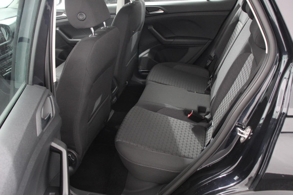 Volkswagen T-Cross 1.0 TSI 110pk DSG Life | Navigatie | Apple Carplay/Android Auto | Adaptive Cruise Control | Camera | Parkeersensoren | Stoelverwarming | Virtual Cockpit | Getinte ramen | Climatronic | Lane Assist