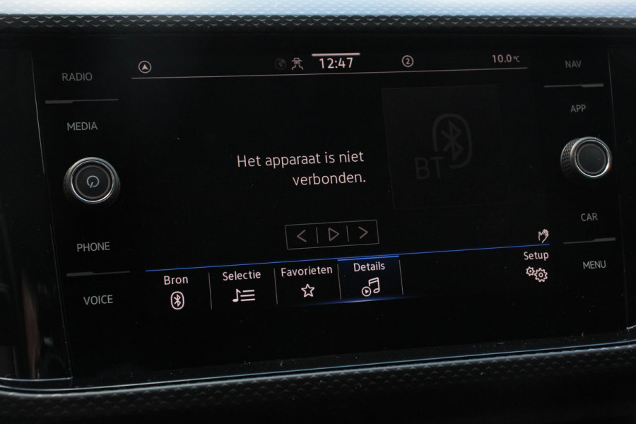 Volkswagen T-Cross 1.0 TSI 110pk DSG Life | Navigatie | Apple Carplay/Android Auto | Adaptive Cruise Control | Camera | Parkeersensoren | Stoelverwarming | Virtual Cockpit | Getinte ramen | Climatronic | Lane Assist