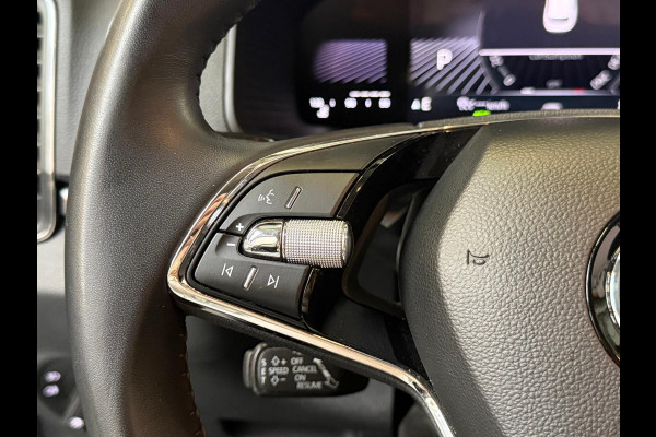 Škoda Karoq 1.5 TSI ACT Business Edition Automaat, Camera 1 Jaar Bovag garantie