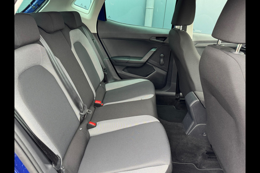 Seat Ibiza 1.0 TSI Style * Navigatie * Camera * Cruise Control * Lm Velgen *