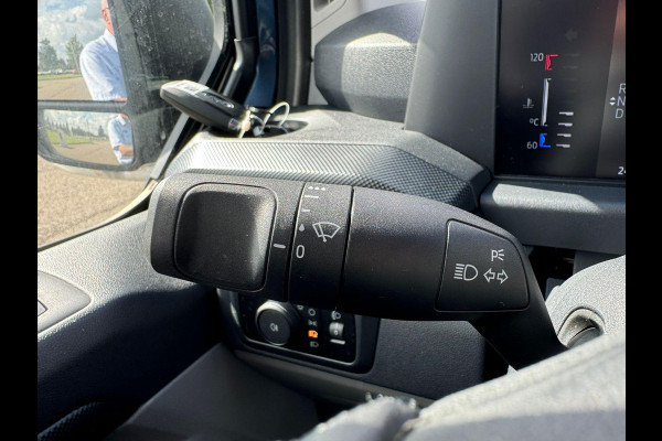 Ford Transit Custom 320 2.0 TDCI L2H1 Trend | Automaat 136pk | SCI | Adaptive cruise control | | 8-weg bestuurderstoel + passagiersbank | Stoelverwarming | Dodehoeksensoren | Navigatie | Elektrisch inklapbare spiegels | 16 inch lichtmetalen velgen | Full LED | Dual-zone climate control | LED laadruimteverlichting