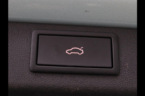 Škoda ENYAQ iV 60 | SOH 91% | Trekhaak | Stoelverwarming | Camera | Sportstuur | Carplay | Navigatie | Cruise control | Full LED | Half leder | DAB | Parkeerhulp | Sfeerverlichting | Climate control