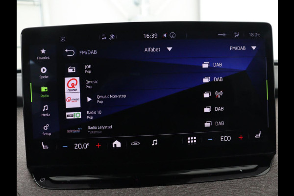 Škoda ENYAQ iV 60 | SOH 91% | Trekhaak | Stoelverwarming | Camera | Sportstuur | Carplay | Navigatie | Cruise control | Full LED | Half leder | DAB | Parkeerhulp | Sfeerverlichting | Climate control