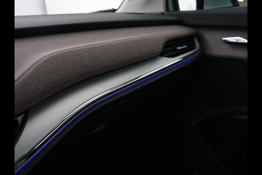 Škoda ENYAQ iV 60 | SOH 91% | Trekhaak | Stoelverwarming | Camera | Sportstuur | Carplay | Navigatie | Cruise control | Full LED | Half leder | DAB | Parkeerhulp | Sfeerverlichting | Climate control