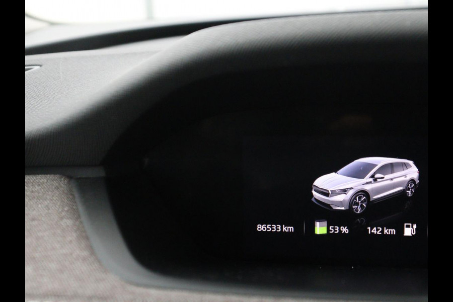 Škoda ENYAQ iV 60 | SOH 91% | Trekhaak | Stoelverwarming | Camera | Sportstuur | Carplay | Navigatie | Cruise control | Full LED | Half leder | DAB | Parkeerhulp | Sfeerverlichting | Climate control