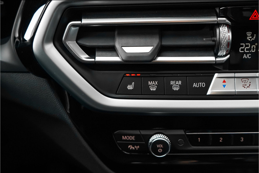 BMW iX3 High Executive M-Sport 80 kWh Pano ACC H&K 20"