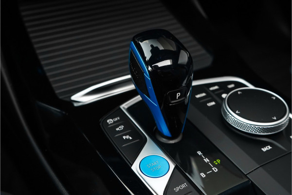 BMW iX3 High Executive M-Sport 80 kWh Pano ACC H&K 20"